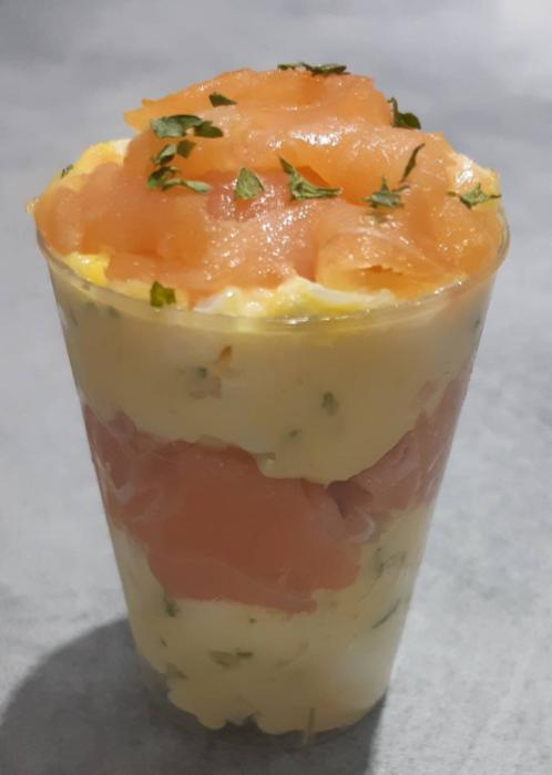 Verrines oeufs saumon