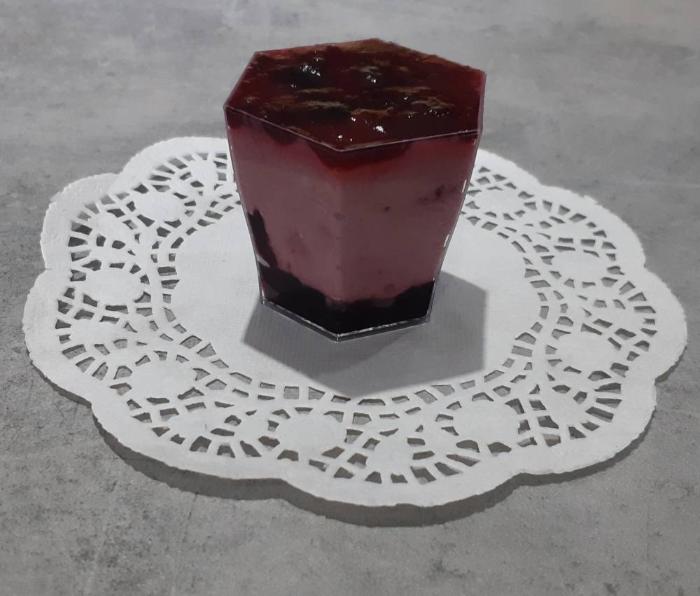 Verrines mousse de fruits rouges 